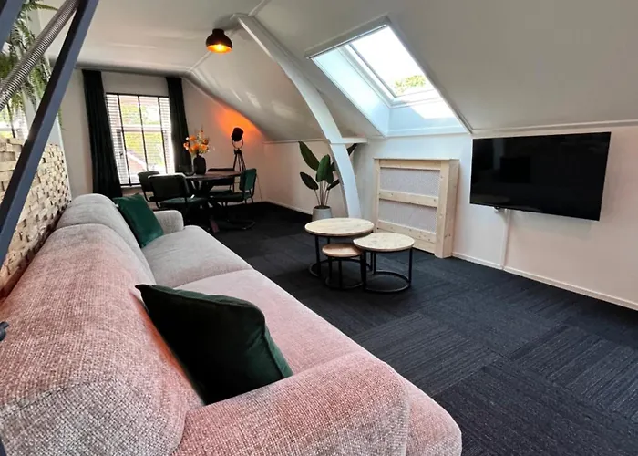 Spoor 3 Met Sauna Waalwijk